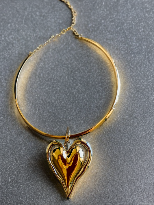 Collar corazón.