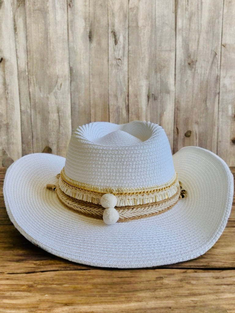 Sombrero vaquero blanco.