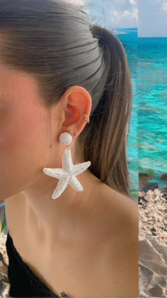 Pendientes estrella de mar blancos.